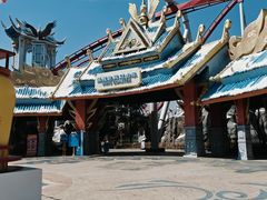 -七彩云南欢乐世界