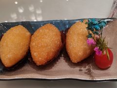 酥炸咸肉粽-宝园酒家(美林M·LIVE天地东座店)