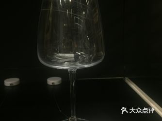 这次来这里就是想买宜家家居的餐具，早就听说宜家的家居