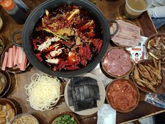 -黄潇洒老火锅(九眼桥宏济巷店)