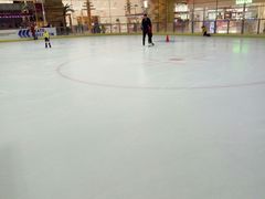 -冠军冰场(环球中心店)