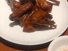 红烧乳鸽-杭州JW万豪酒店-万豪中餐厅