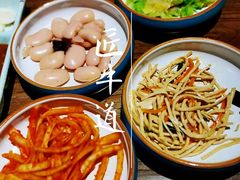 -明洞阿姨·韩式酱蟹烤肉·创意料理(三元桥店)