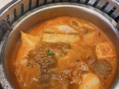 -龍歌自助小火锅(市南金茂湾店)