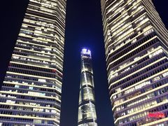 -陆家嘴空中步行连廊
