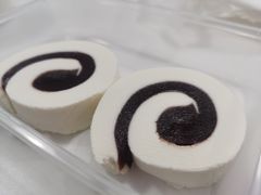 豆沙奶卷-牛姥姥牛奶酪