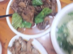 -山里人家土菜馆(茅山店)