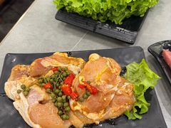 -啊美丽炭火烤肉(滑翔一店)