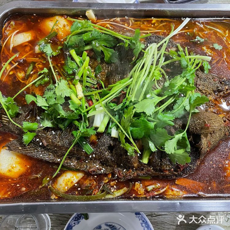 烤鱼店里的小炒意外好吃
