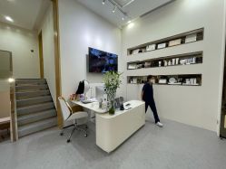 -JNK皮肤管理中心