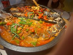 -鸣记脆皮烤鱼·海鲜烤鱼(三八广场店)