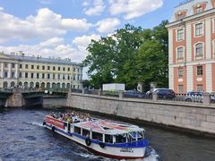 -滴血救世主教堂