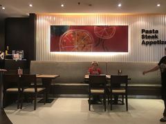 大堂-必胜客(百联又一城店)