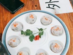 虾滑-重庆洪崖洞老火锅(音乐广场店)