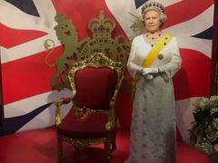 -曼谷杜莎夫人蜡像馆