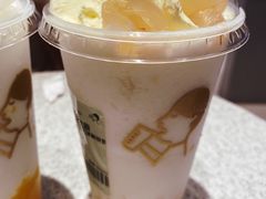 -喜茶(北京华贸购物中心店)
