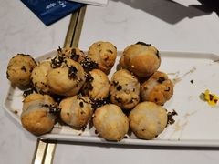 -本来精品川菜(嘉里中心店)