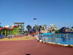 -沈阳龙润夏宫温泉水乐园