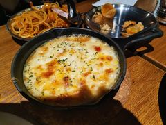 芝士焗土豆泥-机器人火炉披萨