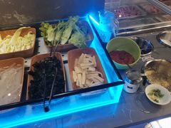 -鑫海汇海鲜烤肉火锅自助(七彩城店)
