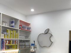 -修卜凡二手严选店·手机维修·回收租赁(川沙地铁站店)