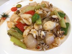 酱爆墨鱼仔-东江海鲜酒家(艺都分店)