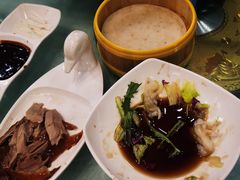 -六和聚传统烤鸭.天津菜(和平店)