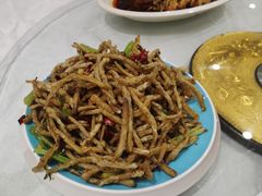 干煸茶树菇-迎宾大酒店(东北大马路店)