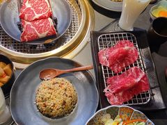 -铭牛烧肉·和牛海鲜自助(高新月牙湖店)