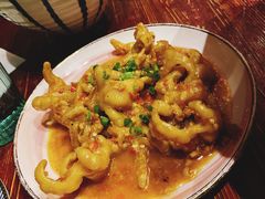 蒜香鸡脚-浩海火烧云傣家菜(京广店)