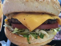 -The Habit Burger Grill 哈比特汉堡(爱琴海店)