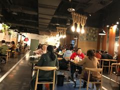 大堂-鸡遇虾煲干锅火锅(小寨金莎店)