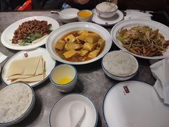-闫府私房菜·百年鲁菜(恒隆店)