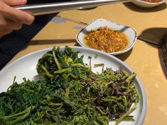 -万里闯关东铁锅炖菜馆(高新旗舰店)