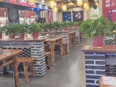 大堂-川麻婆泥锅涮肚·串串火锅(物资学院店)