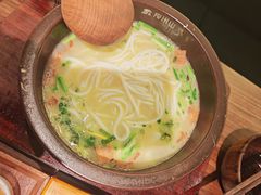 招牌云南传统过桥米线-良米山·云南野生菌过桥米线(上海首店)