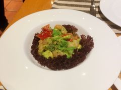 牛油果虾仁沙拉-兰特伯爵西餐厅·啤酒屋(方庄店)
