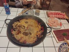 -旧街市鲜货老火锅(大光路店)