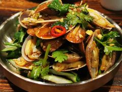 -蚝美人·生蚝海鲜烧烤(茶花园店)