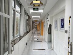 -西安小天鹅艺术团(曲江Alice店)