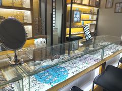 -LOGO眼镜·蔡司品牌折扣店(龙华清湖店)