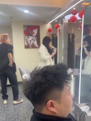 -东梵造型·烫发染发接发连锁SALON