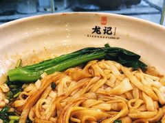 -湘人龙记老长沙米粉(鸟巢店)