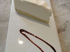 -必胜客(航洋国际店)