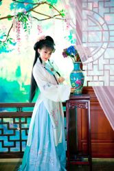 -九月鹰飞汉服摄影工作室