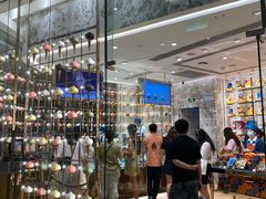 -VENCHI 闻绮(广州太古汇店)