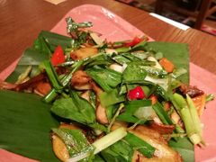 -云海肴·汽锅鸡·云南菜(天山百盛优客店)