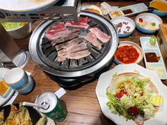 -明洞阿姨·韩式酱蟹烤肉·创意料理(三元桥店)