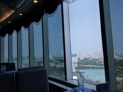 -黄金海景大酒店-旋转餐厅