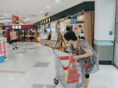 -大润发杨浦店-停车场